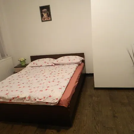 Apartament Desa Apartment *